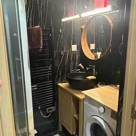 Cozy In Voltaire باريس